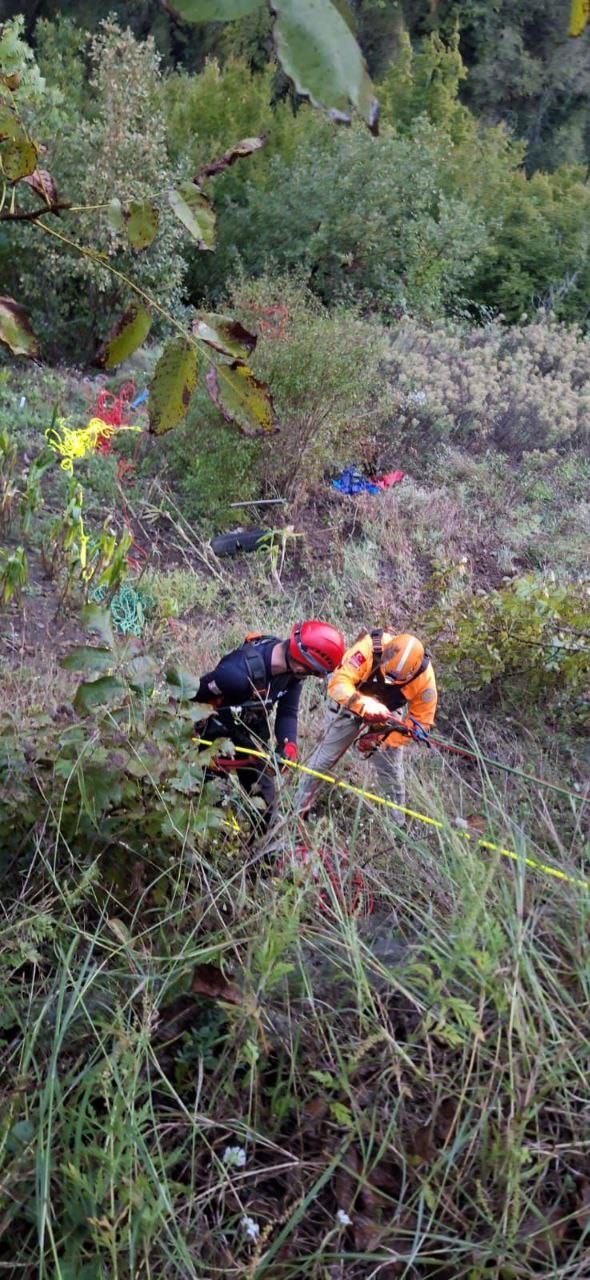 Artvin’de otomobil uçurumdan yuvarlandı: 1 ölü
