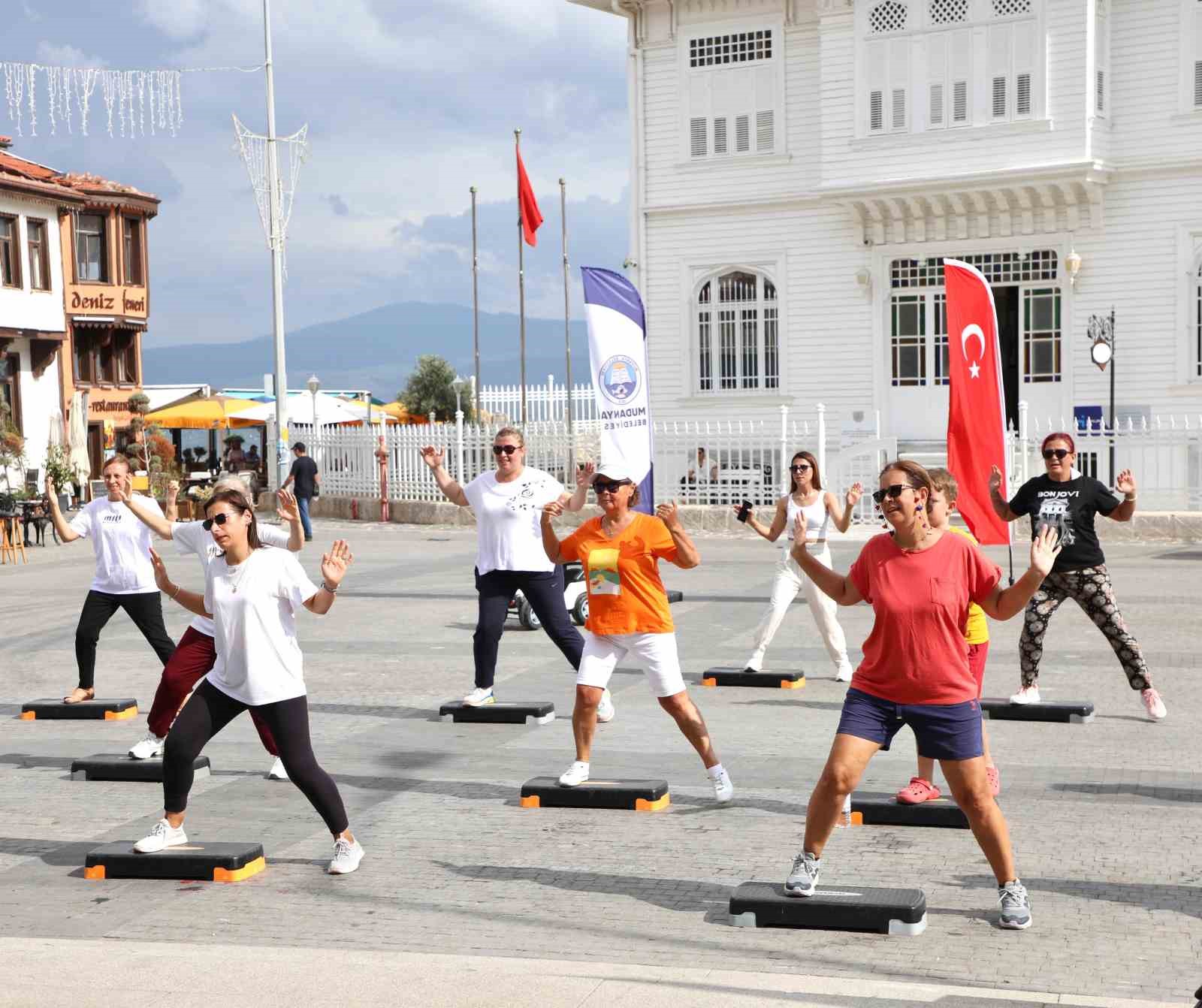 Pedallar Mudanya için döndü
