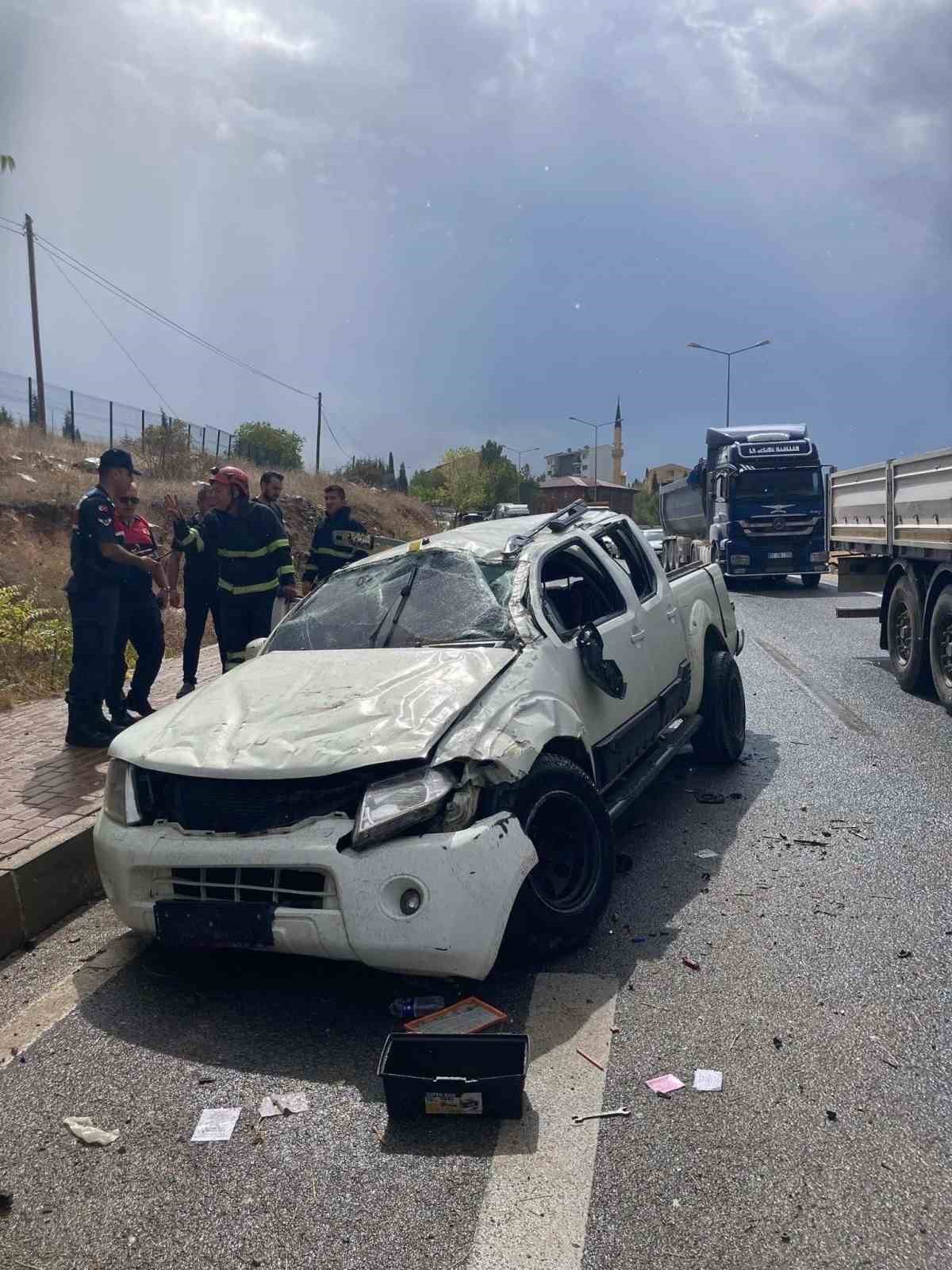 Bilecik’te meydana gelen trafik kazasında 1’i ağır 4 kişi yaralandı
