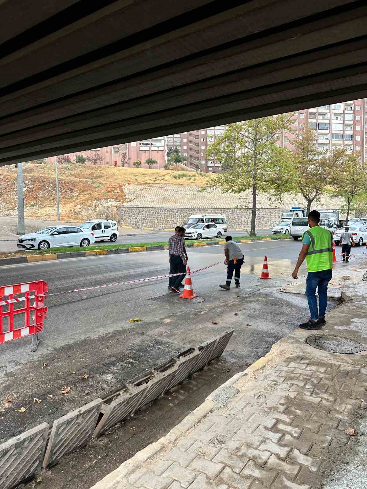 Gaziantep büyükşehir, meteorolojinin uyarısı sonrası harekete geçti
