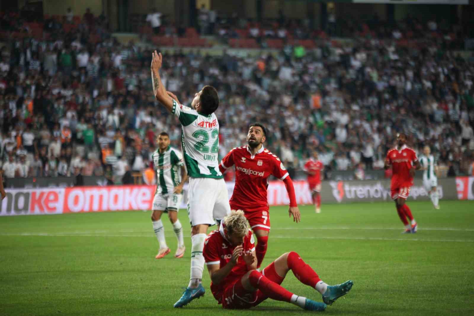 Trendyol Süper Lig: Konyaspor: 0 - Sivasspor: 0 (Maç sonucu)
