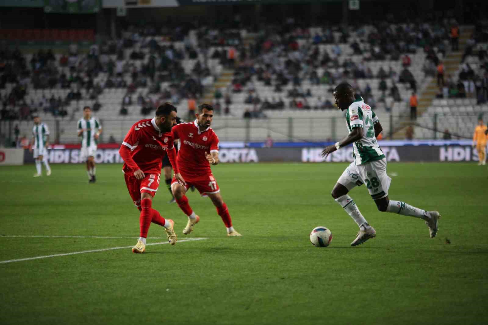 Trendyol Süper Lig: Konyaspor: 0 - Sivasspor: 0 (Maç sonucu)
