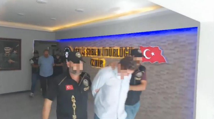 İzmir’deki borç cinayeti kamerada
