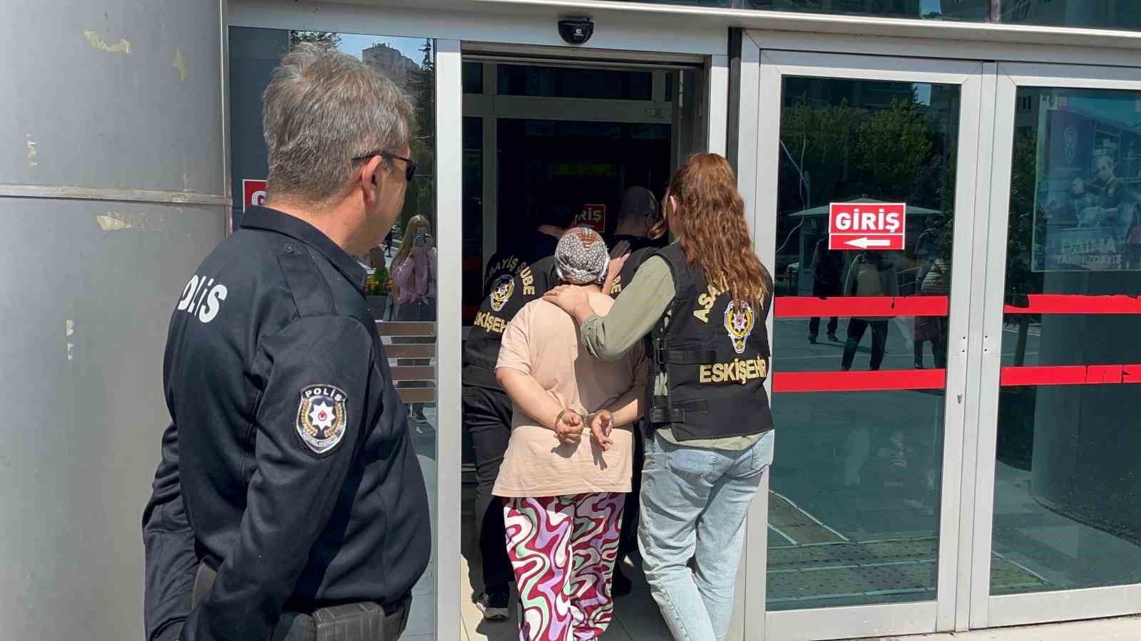 Eskişehir’de engelli çocuğa cinsel istismar iddiasıyla ilgili 3 kişi tutuklandı
