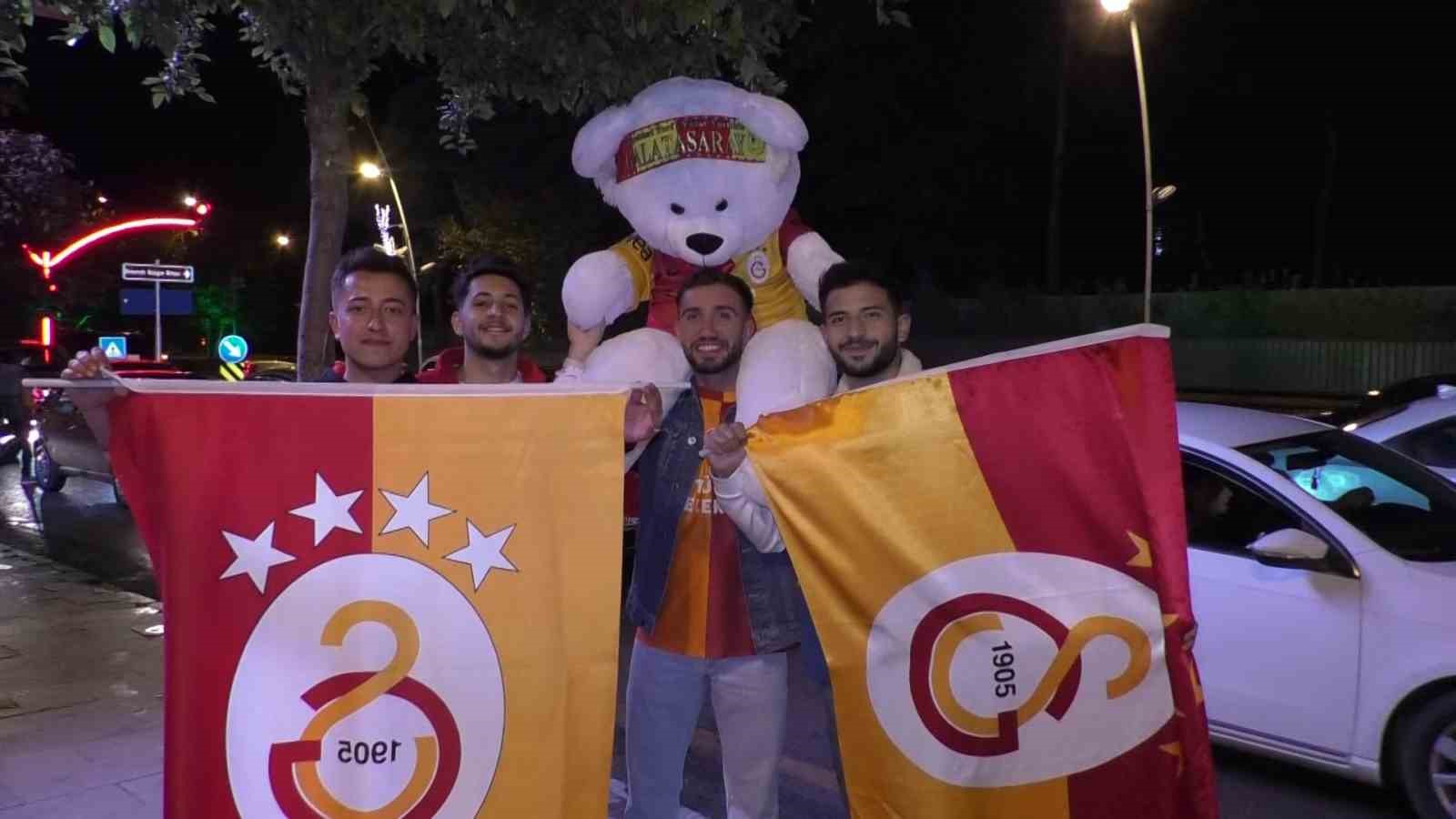 Erzurum’da Galatasaray taraftarının galibiyet coşkusu
