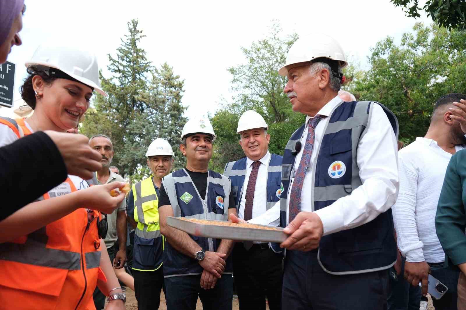 Adana Büyükşehir Belediye Başkanı Karalar, 