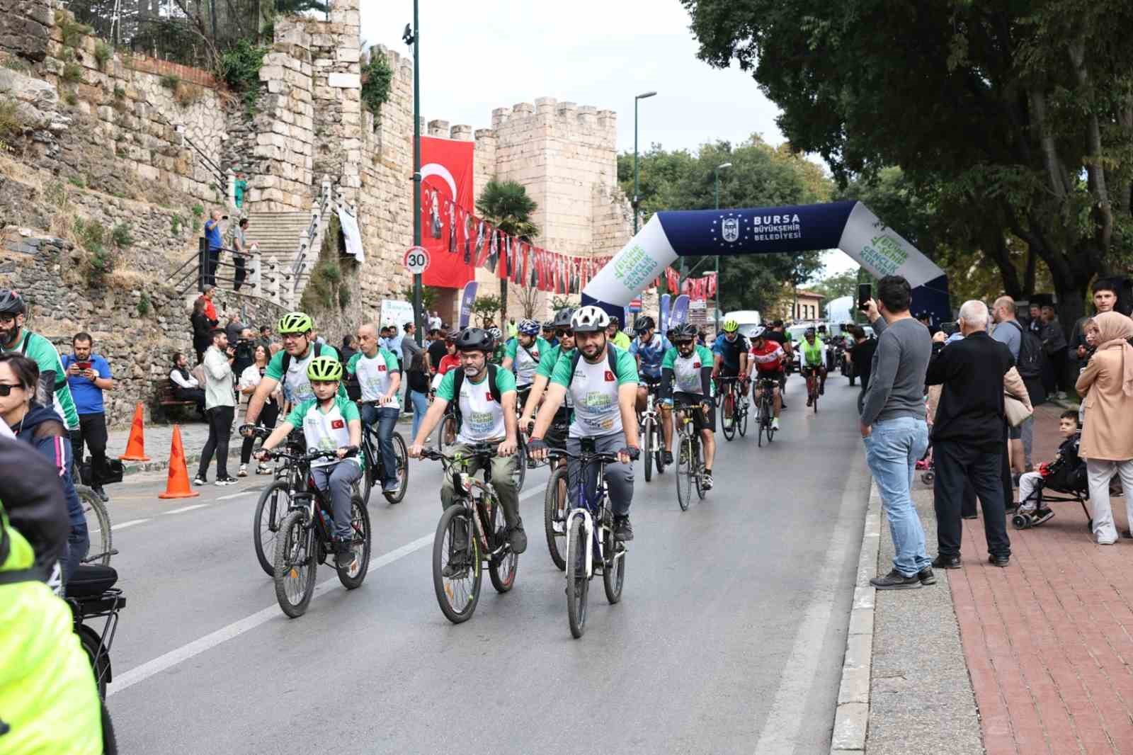 Sporseverler, yeşile pedalladı
