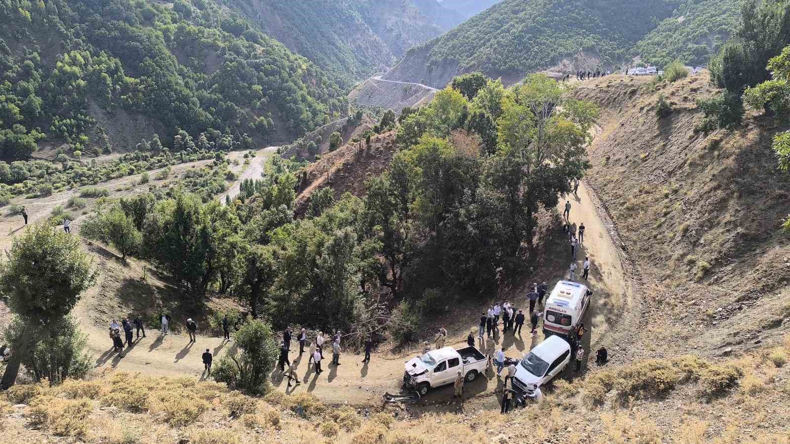 Muş’ta şehit askerin yakınları kaza yaptı: 1 ölü, 5 yaralı
