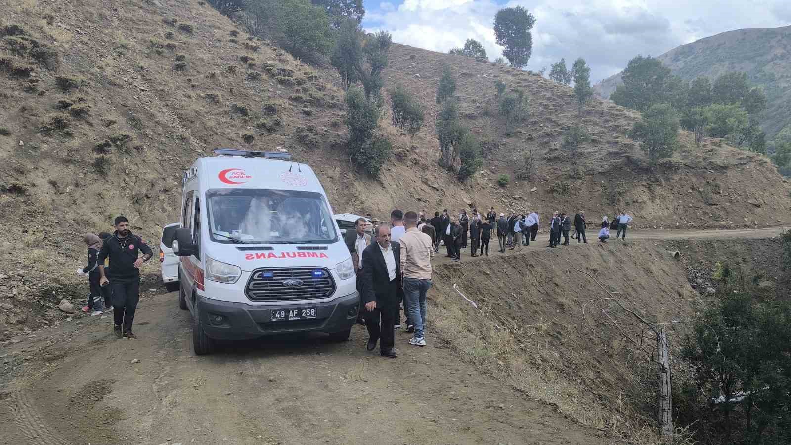 Muş’ta şehit askerin yakınları kaza yaptı: 1 ölü, 5 yaralı
