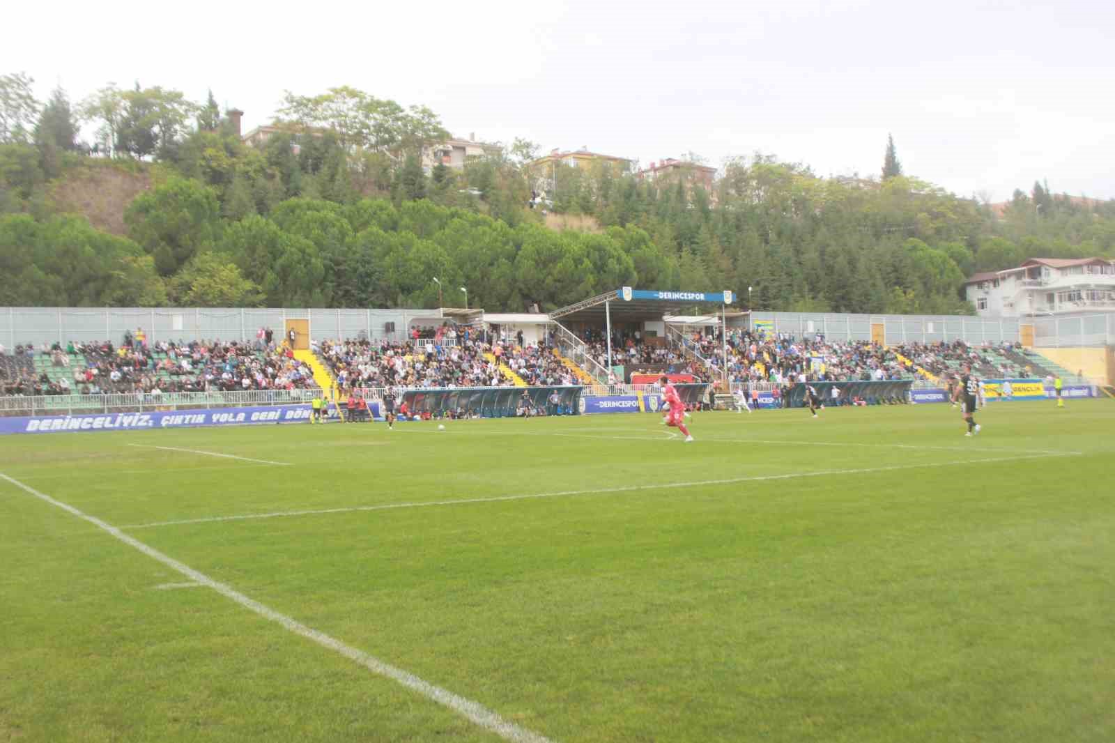 TFF 2. Lig: Belediye Derincespor: 1 - Aksarayspor: 5
