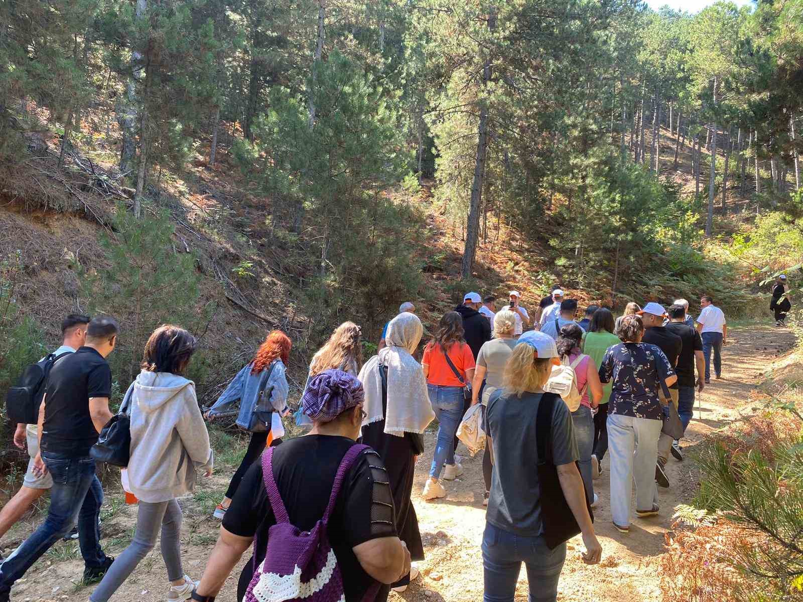 Kuyucak’ta doğa yürüyüşü gerçekleşti
