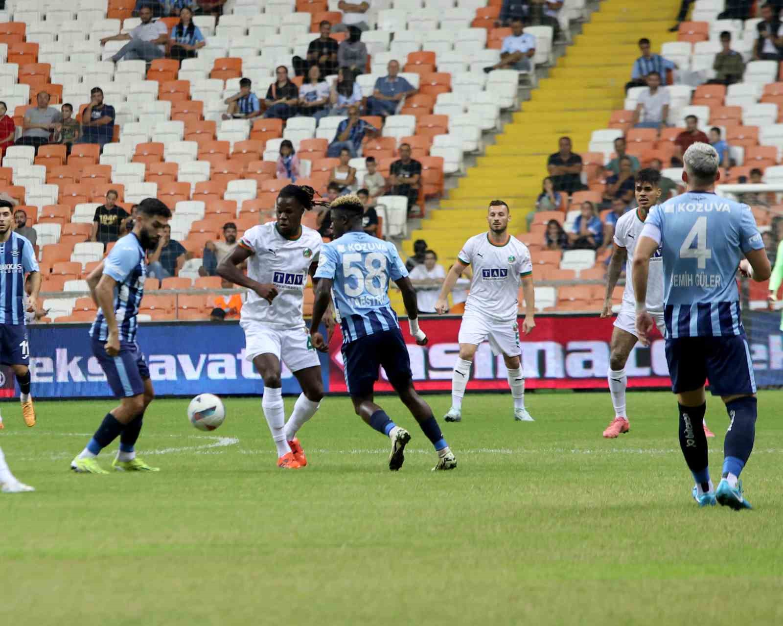 Trendyol Süper Lig: Adana Demirspor:0 - Alanyaspor:1 (Maç devam ediyor)
