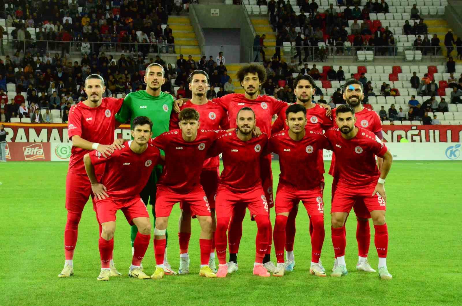 TFF 2. Lig: Karaman FK: 2 - Arnavutköy Belediyesi Futbol SK: 2
