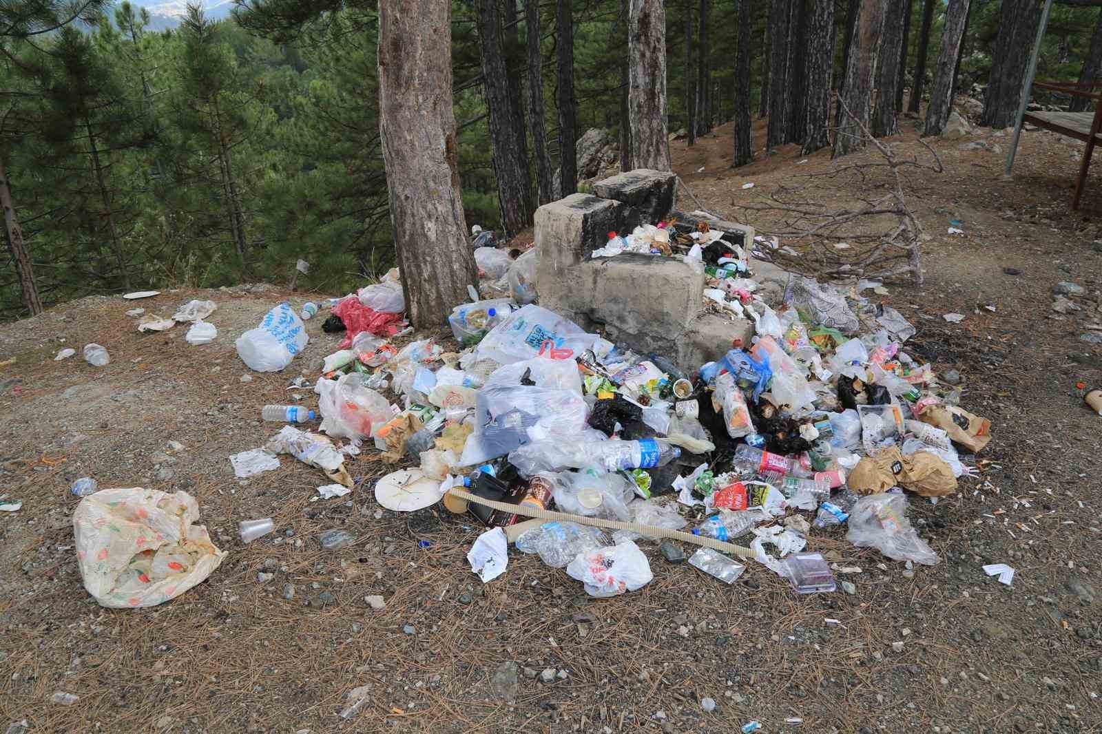 Çameli doğasını korumak için el ele verdi
