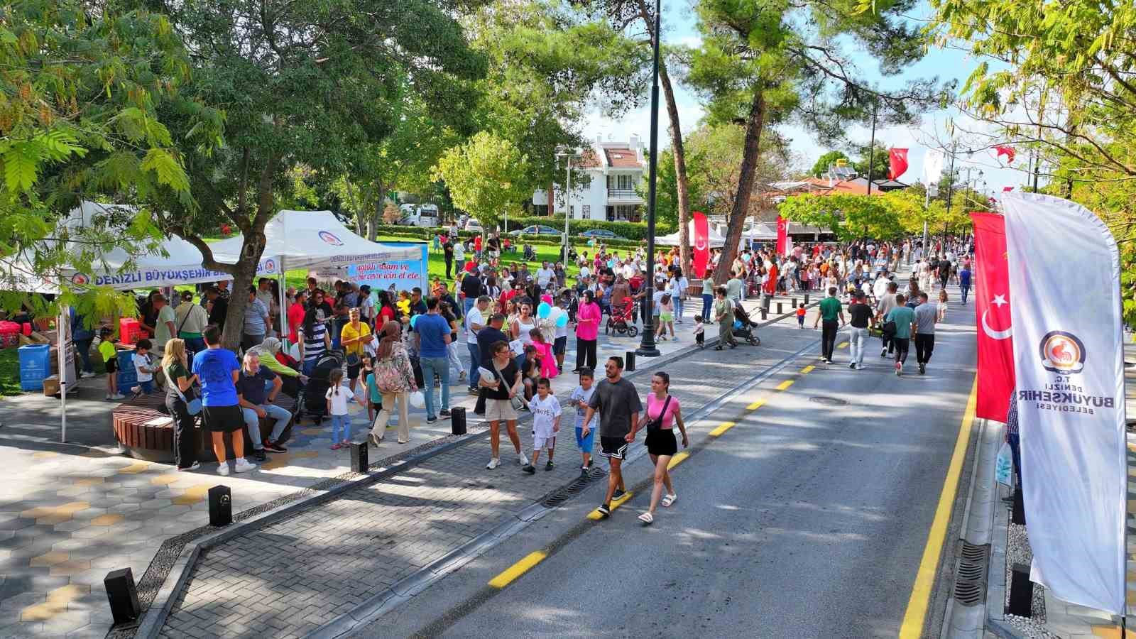 7’den 70’de onbinlerce Denizlili hareketi seçti
