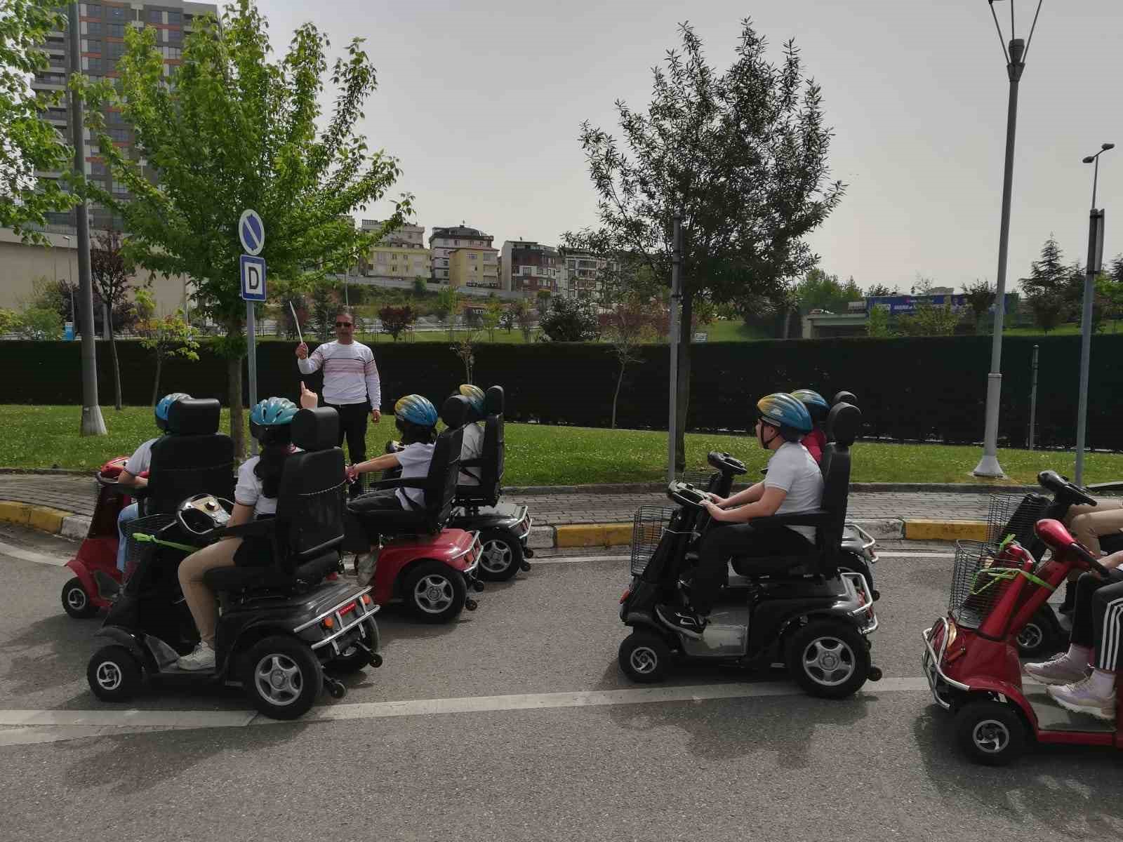 Eğitim ve eğlence Trafik Parkı’nda bir arada
