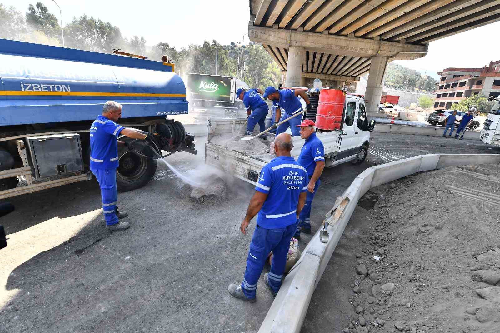 Otogar önünde geri sayım başladı
