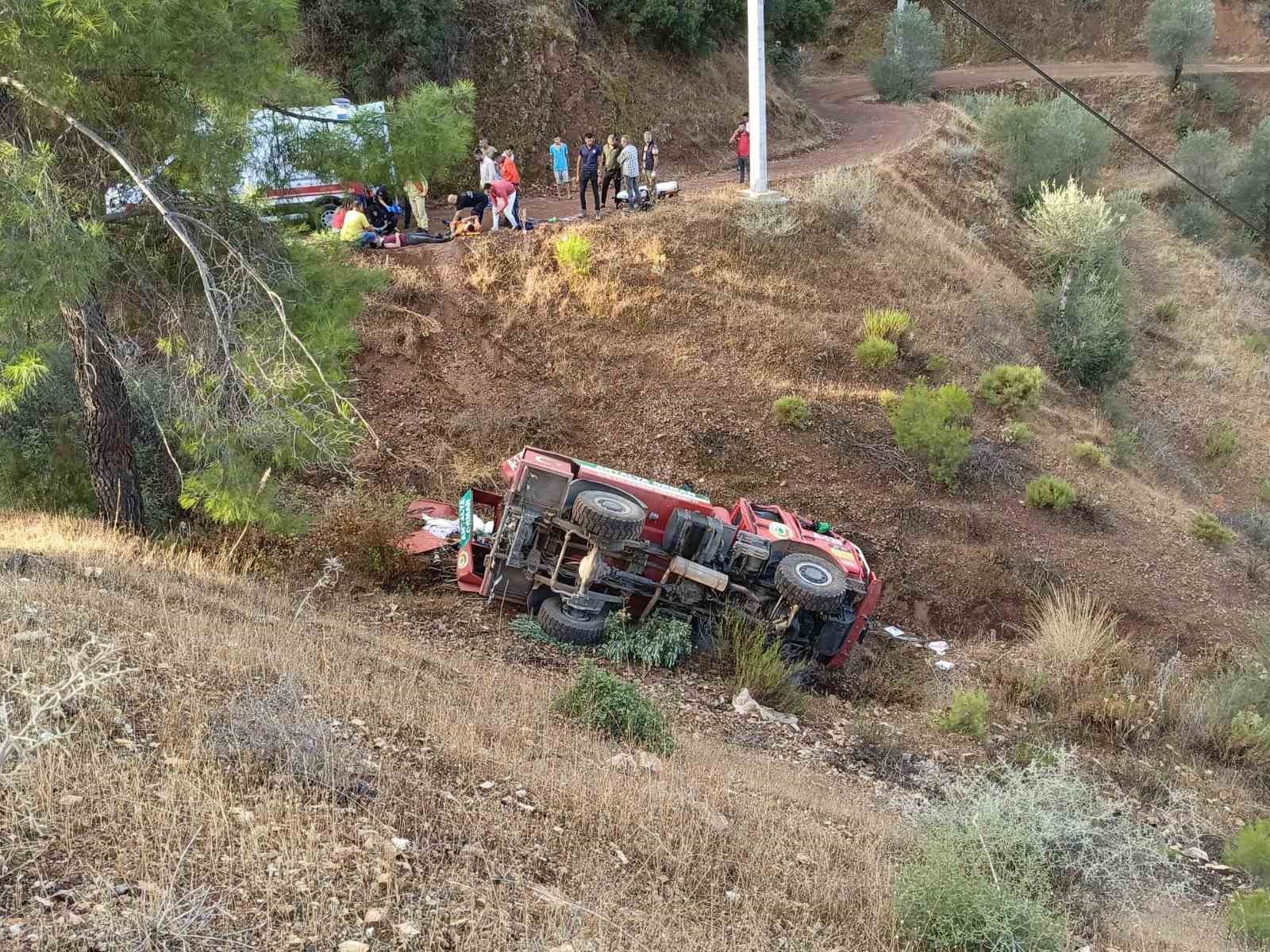 Antalya’da arazöz devrildi, 3 orman işçisi yaralandı
