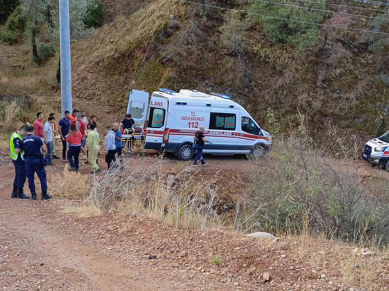 Antalya’da arazöz devrildi, 3 orman işçisi yaralandı
