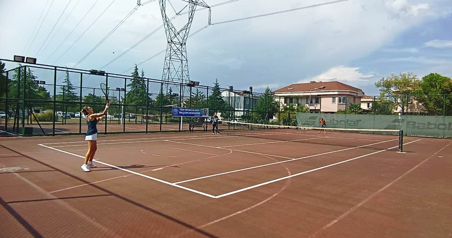 Raket Sporları Turnuvası’nda kazananlar belli oldu
