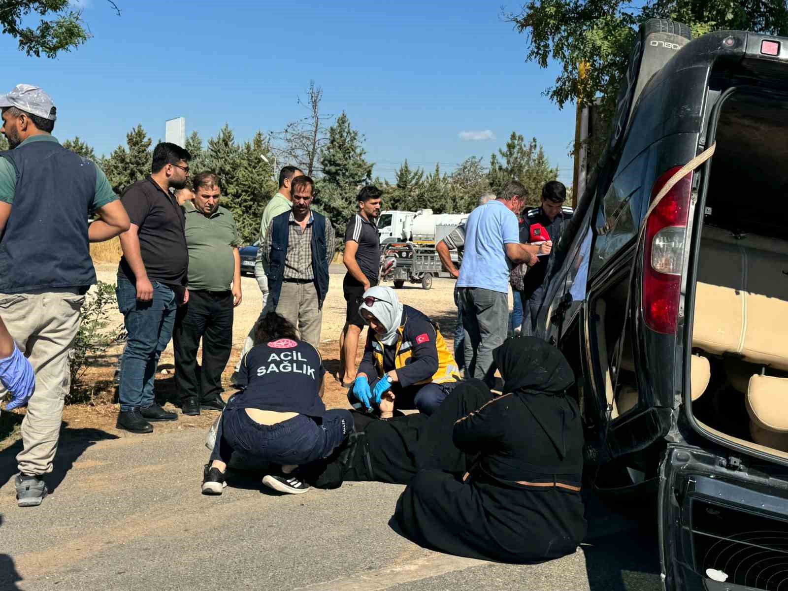 Gaziantep’te 2 hafif ticari araç çarpıştı: 5 yaralı
