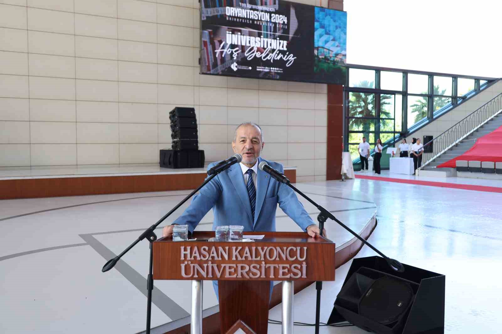 Hasan Kalyoncu Üniversitesi 2 bine Yakın Yeni Öğrencisine “Hoş Geldiniz” dedi
