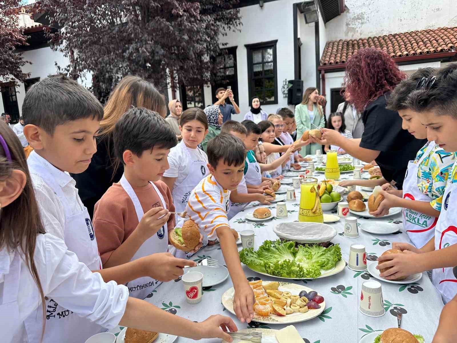 Beslenme çantalarını kendileri hazırladılar
