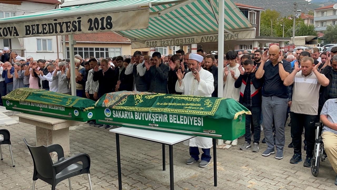 Yaşlı çiftin öldüğü kazada acı detay: Kaza kız isteme dönüşü meydana gelmiş
