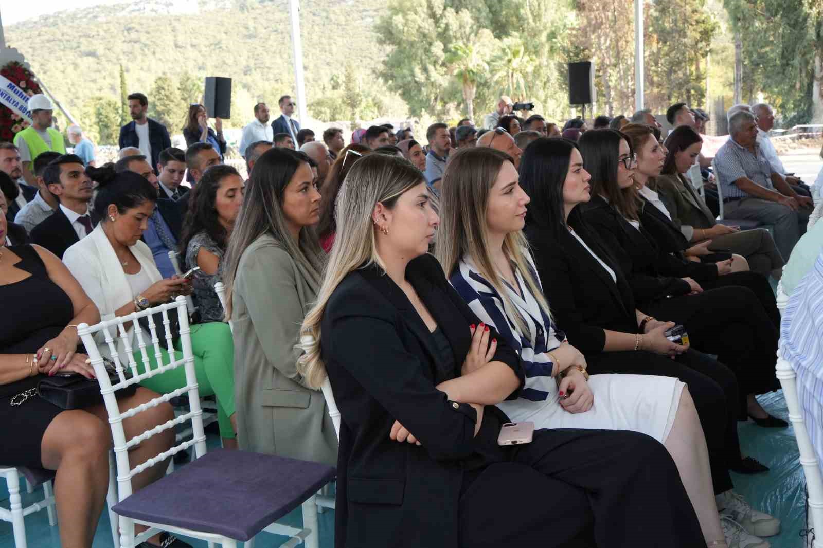 Bakan Tunç: “Vatandaşlarımızın yargıya güvenini en üst noktaya çıkarmanın gayreti içerisinde olacağız”
