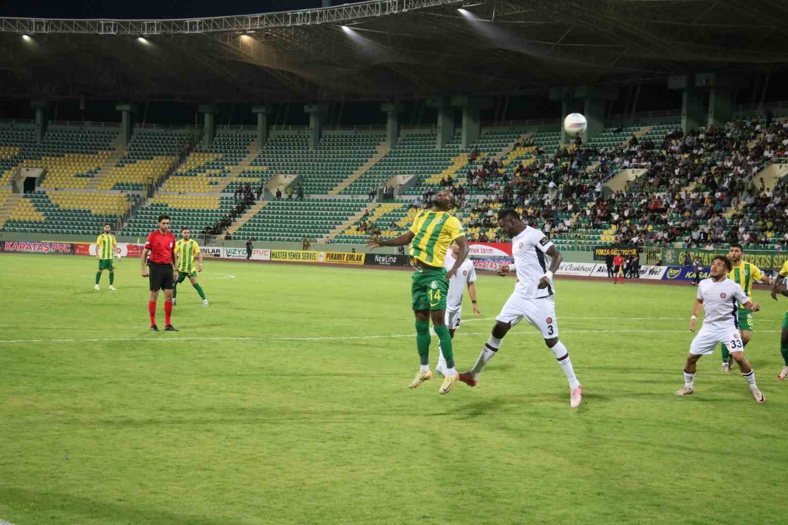 Trendyol 1. Lig: Şanlıurfaspor: 0 - Fatih Karagümrük: 0 (Maç devam ediyor)
