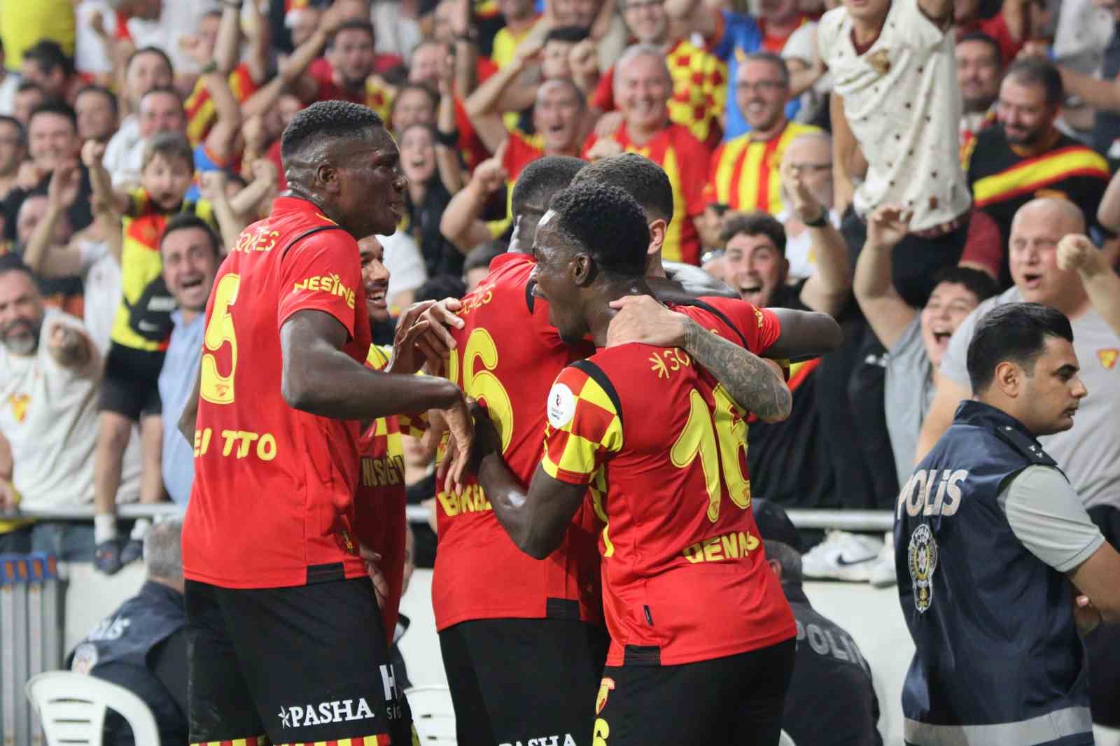 Trendyol Süper Lig: Göztepe: 1 - Kayserispor: 0 (Maç devam ediyor)
