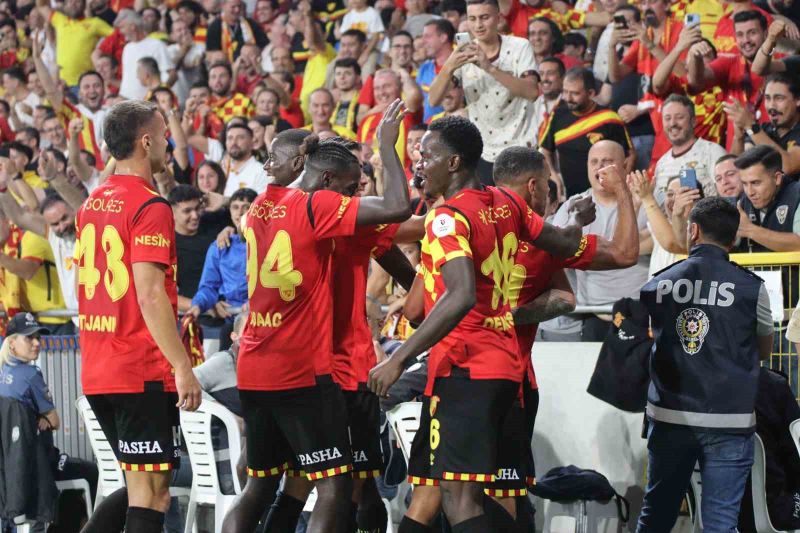 Trendyol Süper Lig: Göztepe: 1 - Kayserispor: 0 (Maç devam ediyor)
