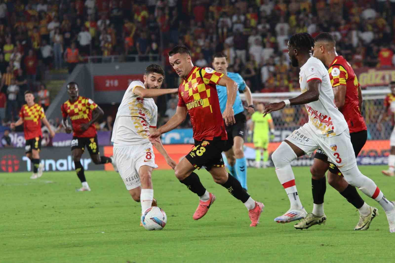 Trendyol Süper Lig: Göztepe: 3 - Kayserispor: 0  (Maç sonucu)
