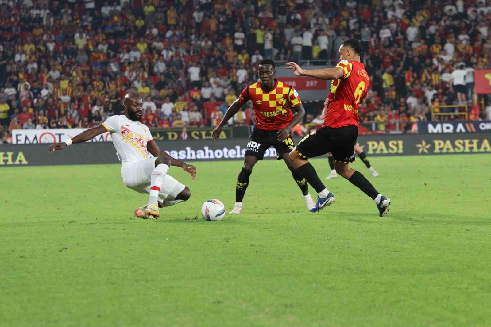 Trendyol Süper Lig: Göztepe: 3 - Kayserispor: 0  (Maç sonucu)
