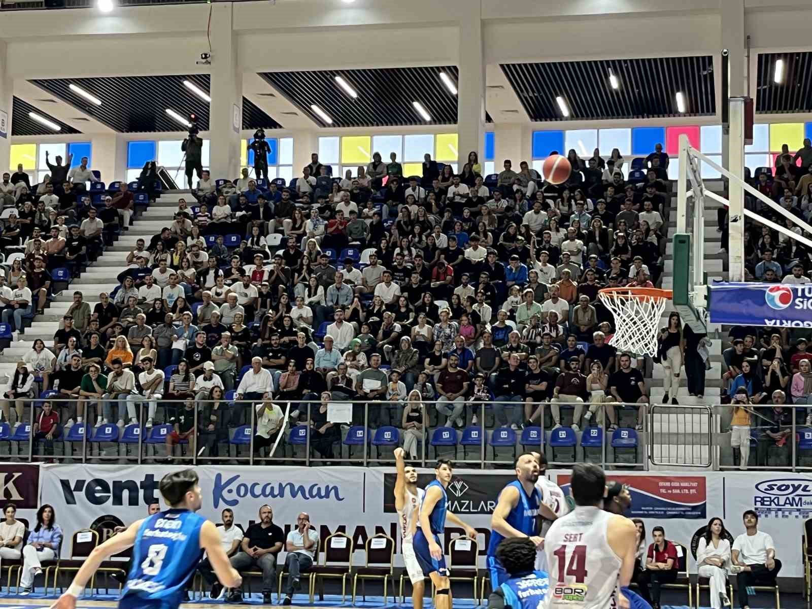 Türkiye Sigorta Basketbol Ligi: Bandırma Bordo Basketbol: 72 - Balıkesir Büyükşehir Belediye Spor: 60
