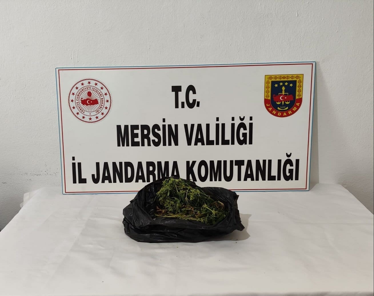 Mersin’de uyuşturucu tacirlerine operasyon: 4 gözaltı
