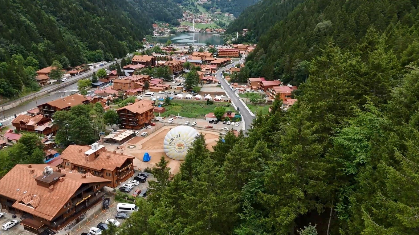 Uzungöl’ün eski görünümüne kavuşturulması için çalışmalar Ekim ayı başından itibaren yeniden başlayacak
