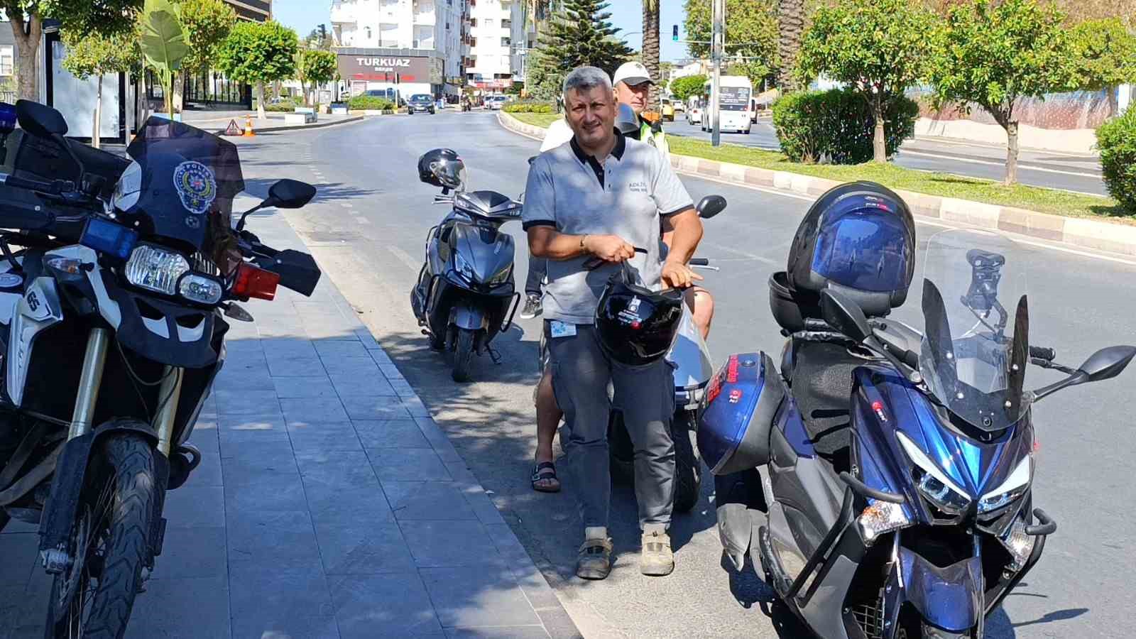 ’Ehliyetimi yeni aldım, sisteme düşmemiş’ diyen genç kız cezadan kurtulamadı
