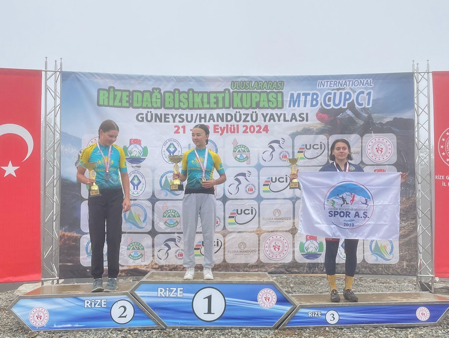 Kayserili sporcular Rize’den 3 madalya ile döndü
