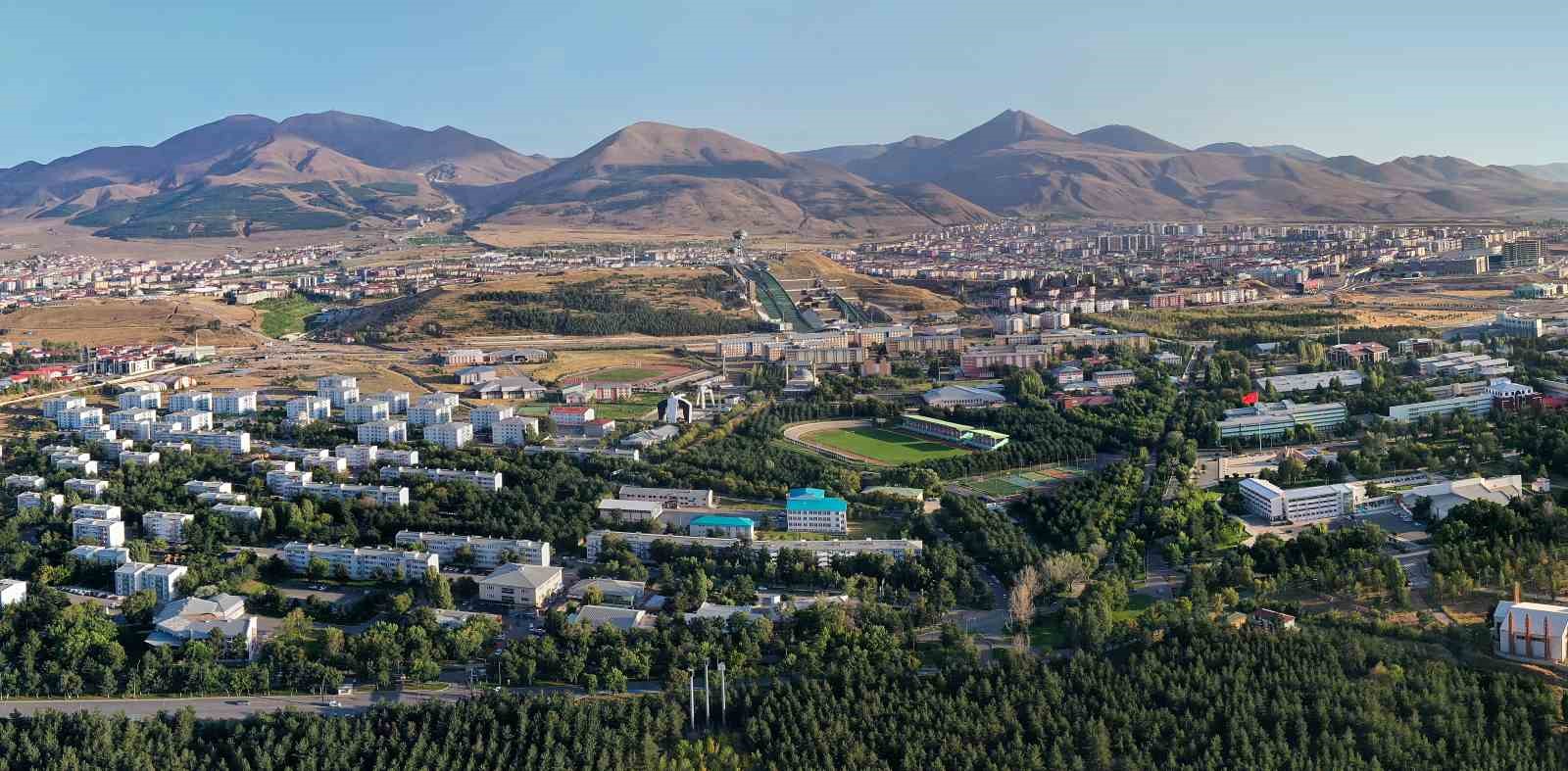 Atatürk Üniversitesi’nde ders kayıtları başladı
