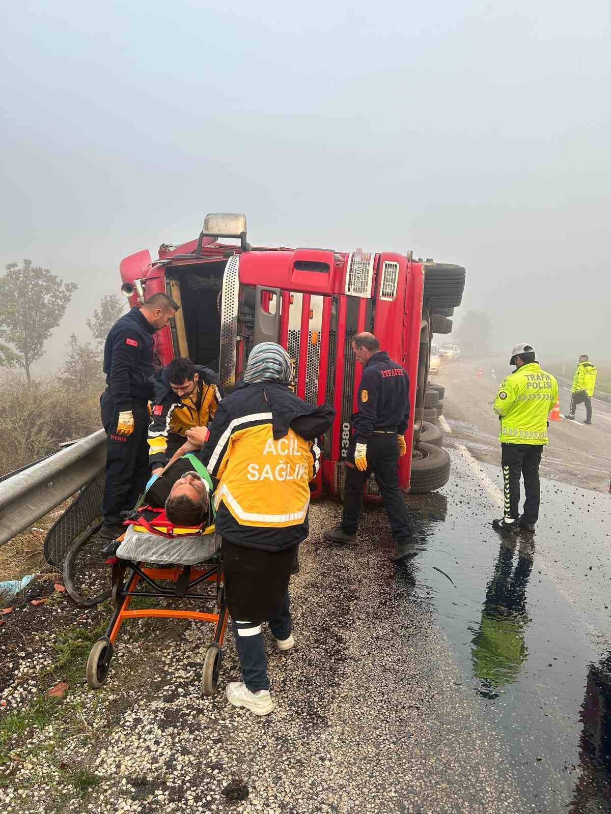 Yoğun sis kazaya sebep oldu: 1 yaralı
