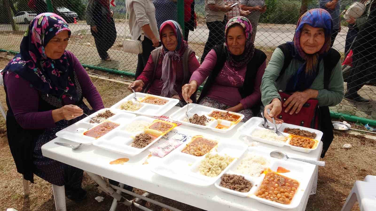 400 yıllık Yörük köyünde gastronomi şenliği
