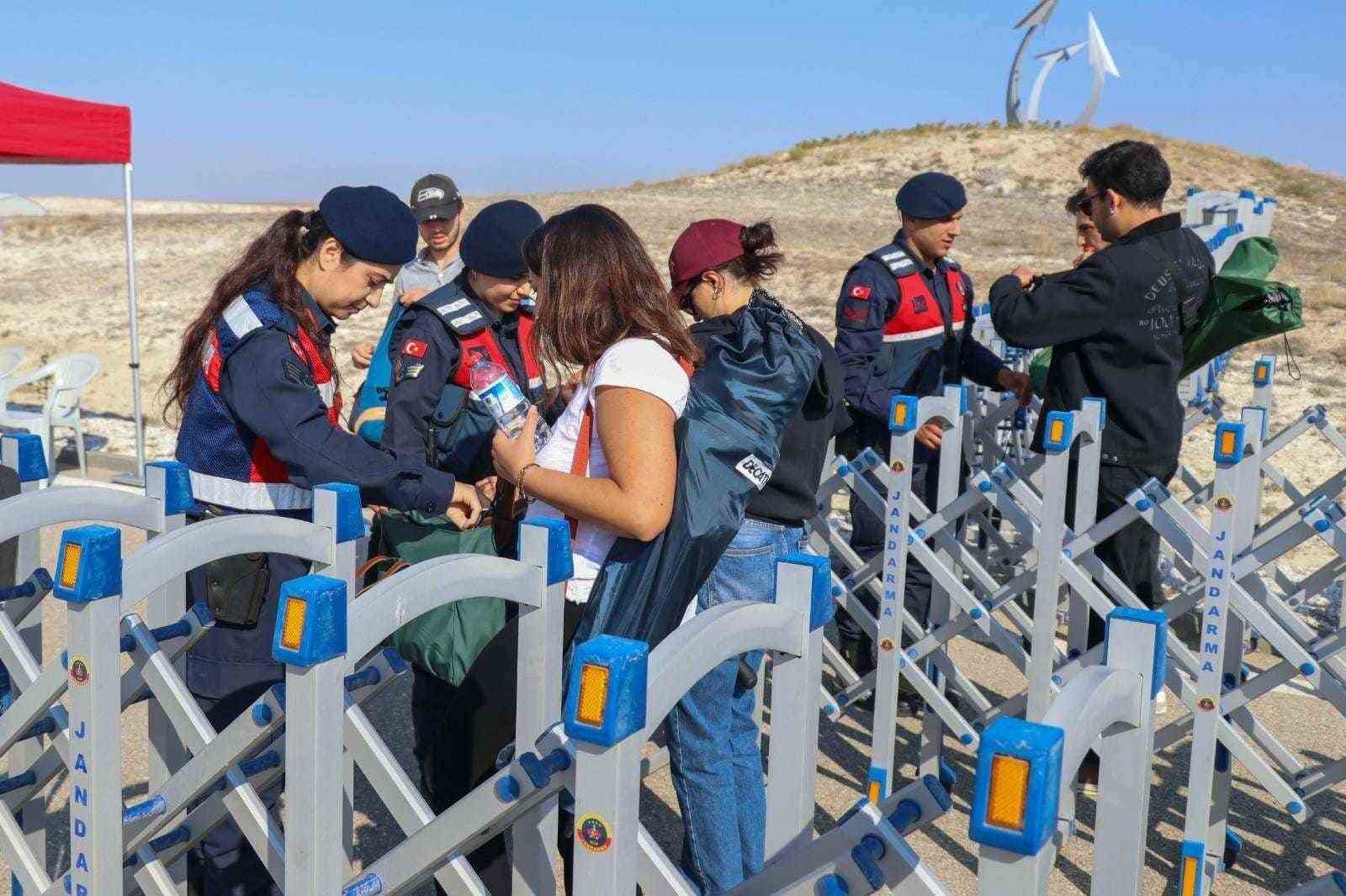 Jandarma, Sivrihisar Uluslararası Hava Gösterisi’nde görev aldı
