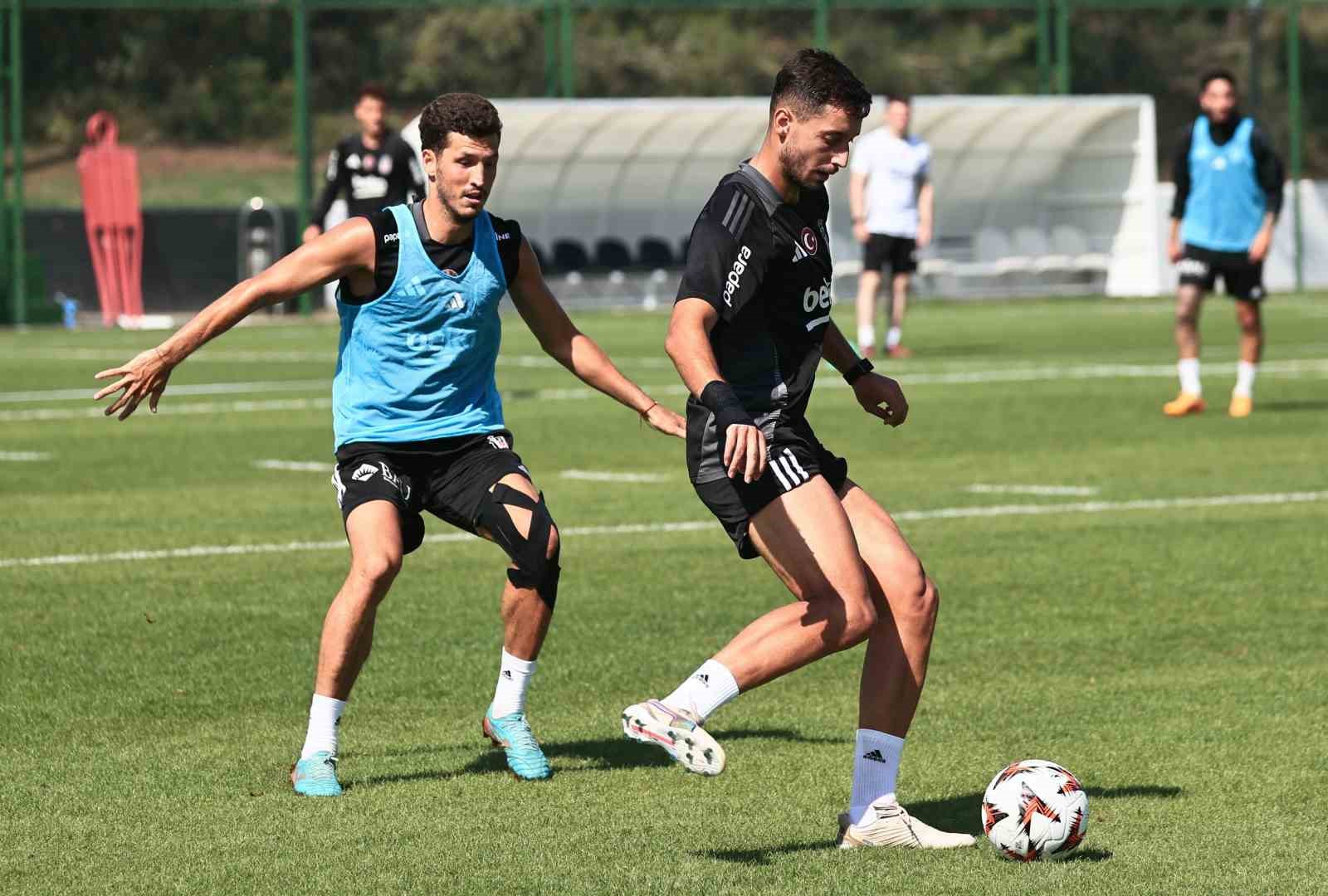 Beşiktaş’ta Ajax maçı hazırlıkları başladı
