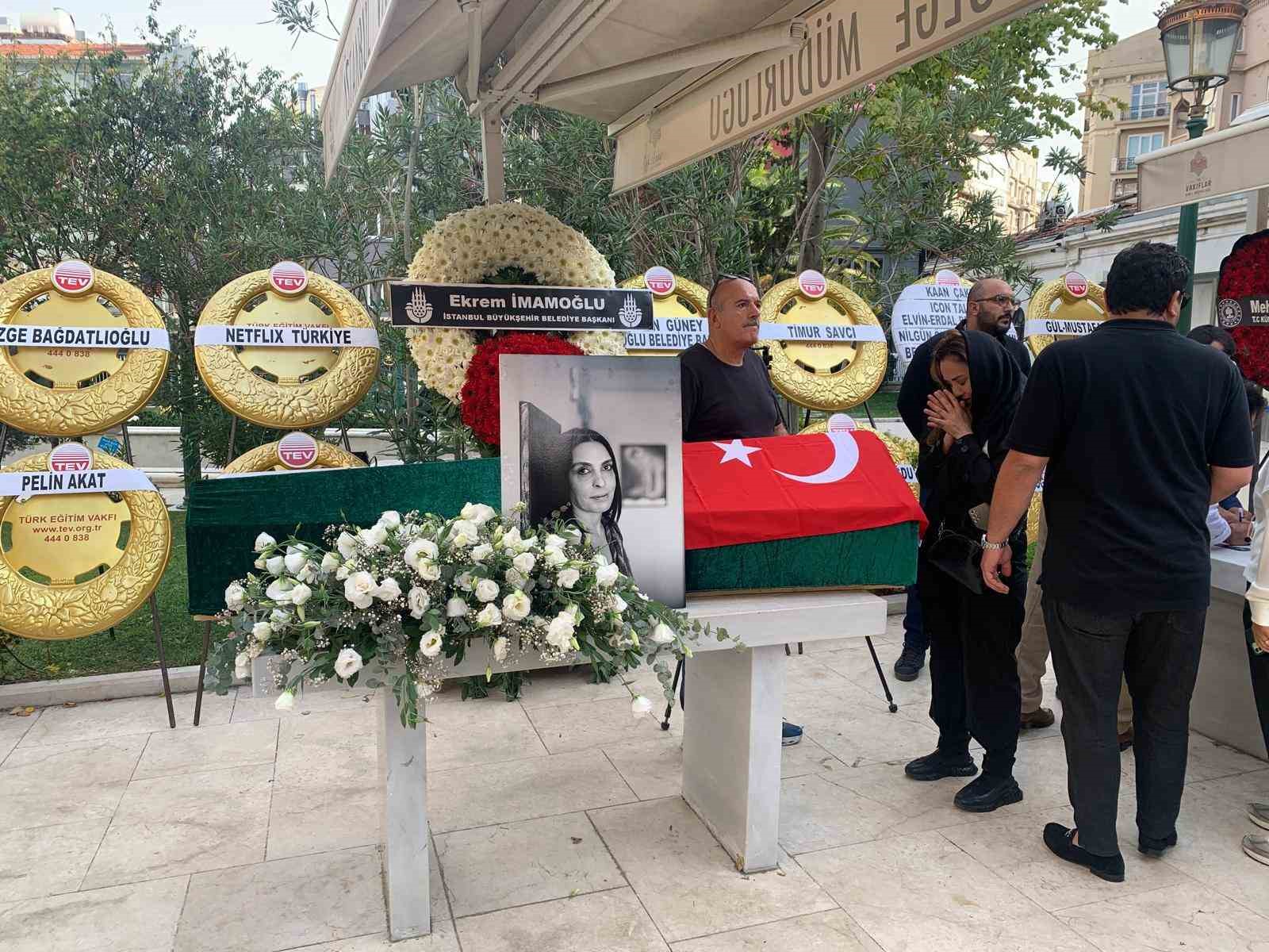 Tomris Giritlioğlu için Teşvikiye Camii’nde cenaze töreni düzenlendi
