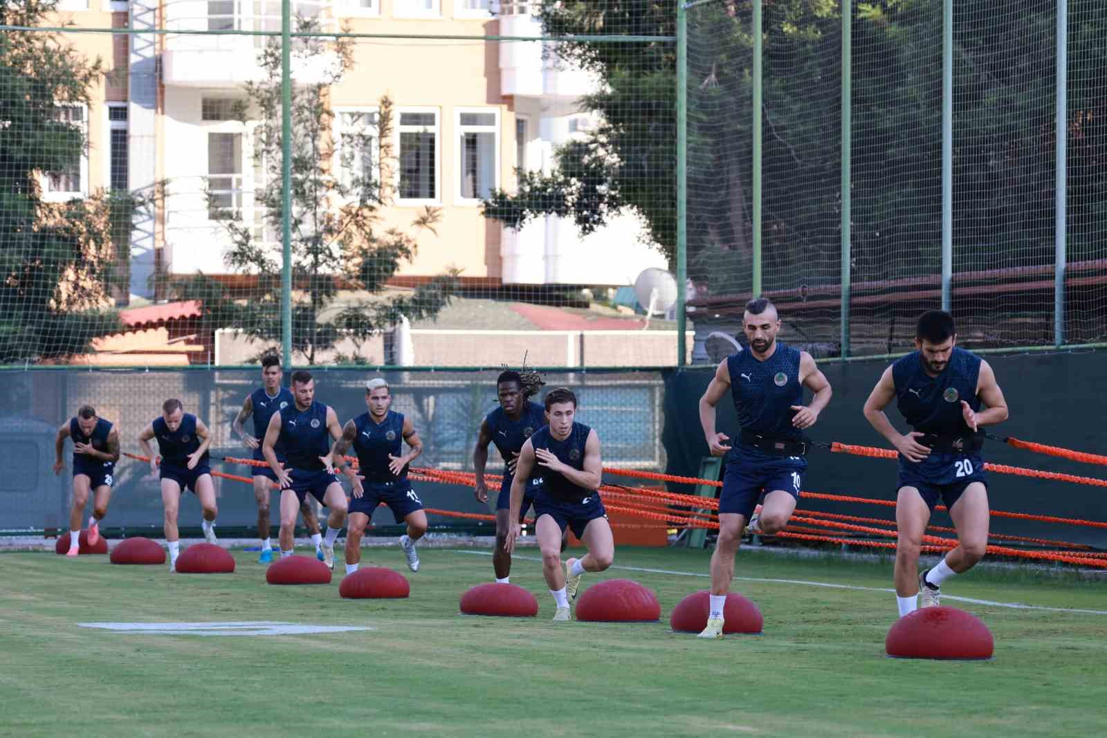 Alanyaspor’da Rizespor maçı hazırlıkları başladı
