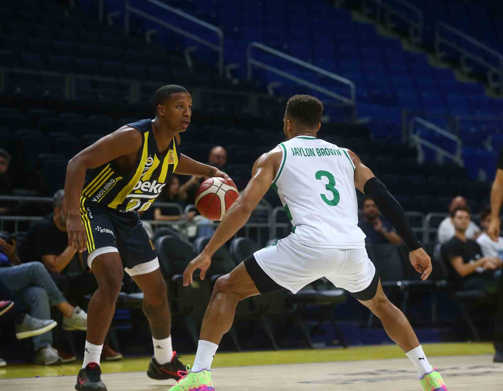 Fenerbahçe, hazırlık maçında Bursaspor’u 107-66 mağlup etti
