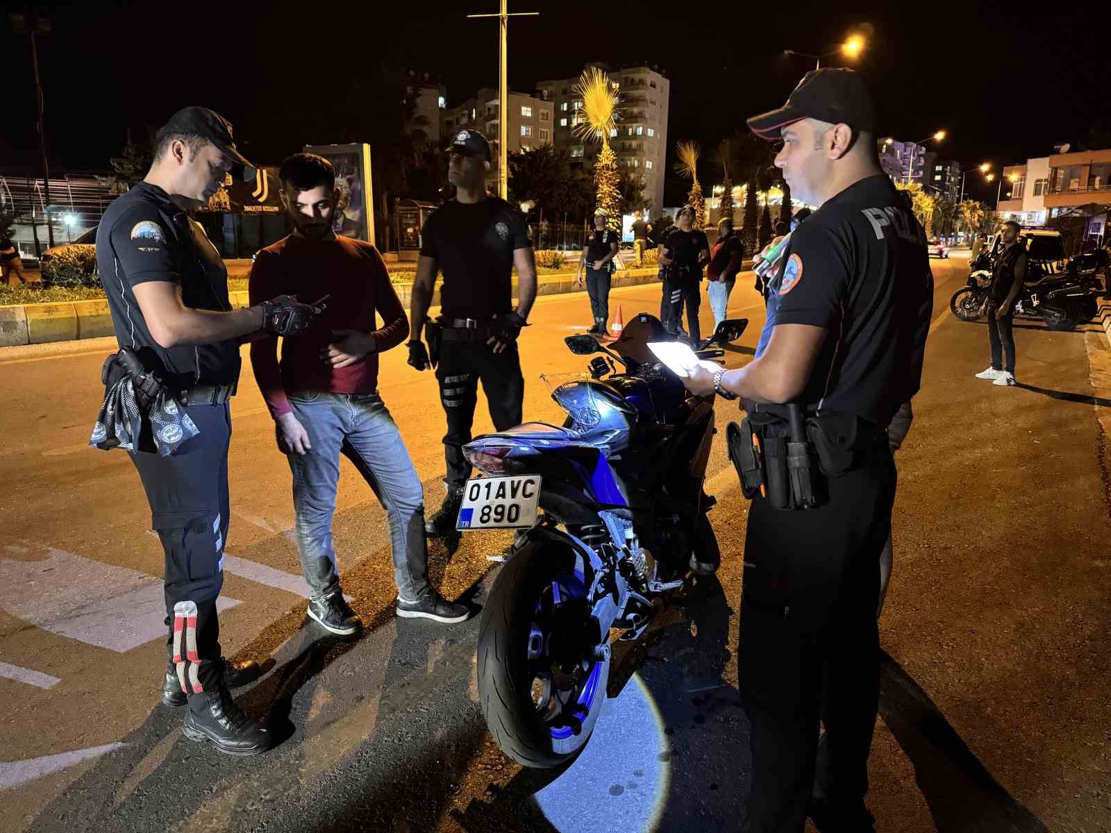 Mersin’de motosiklet sürücülerine yönelik ’şok uygulama’
