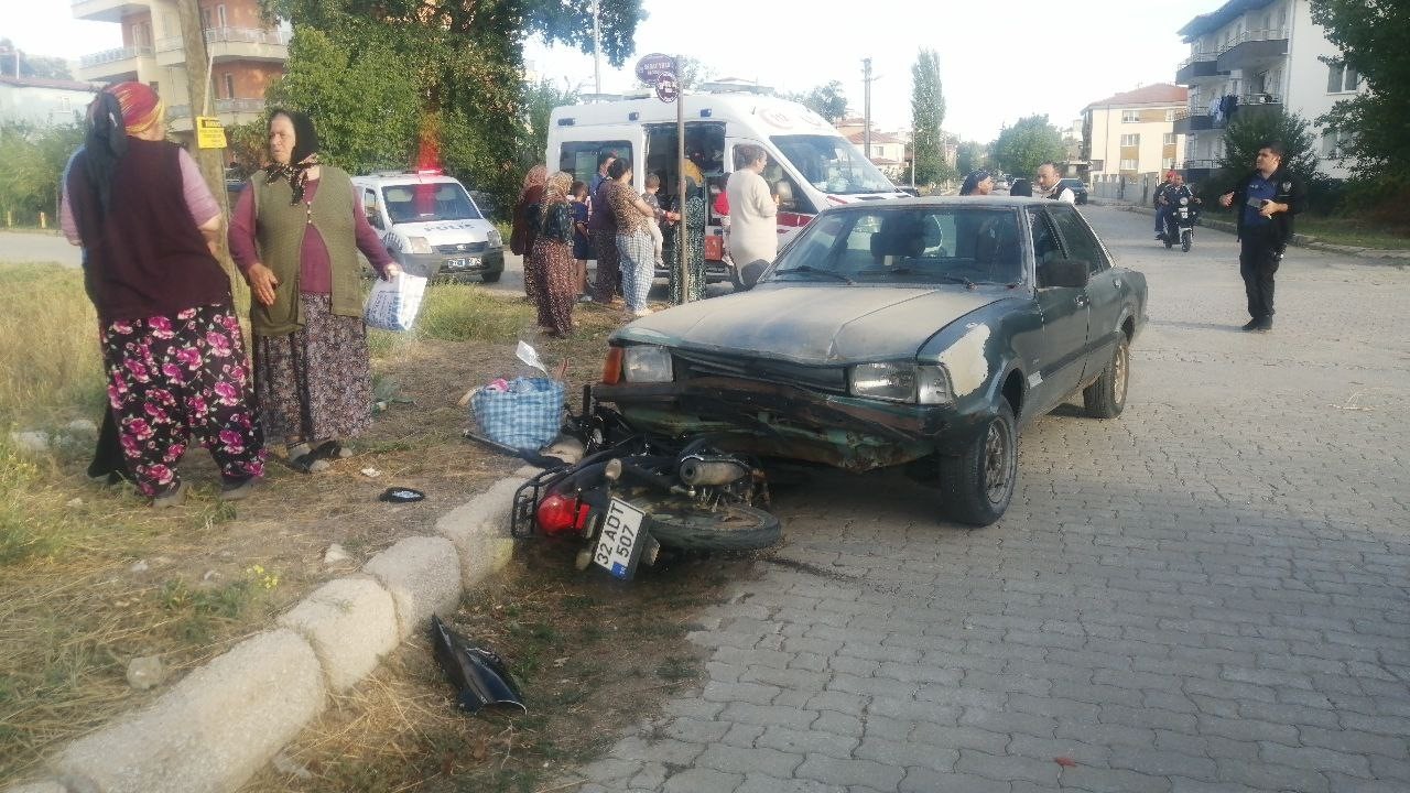 Isparta’da otomobille motosiklet çarpıştı: 1 ağır yaralı
