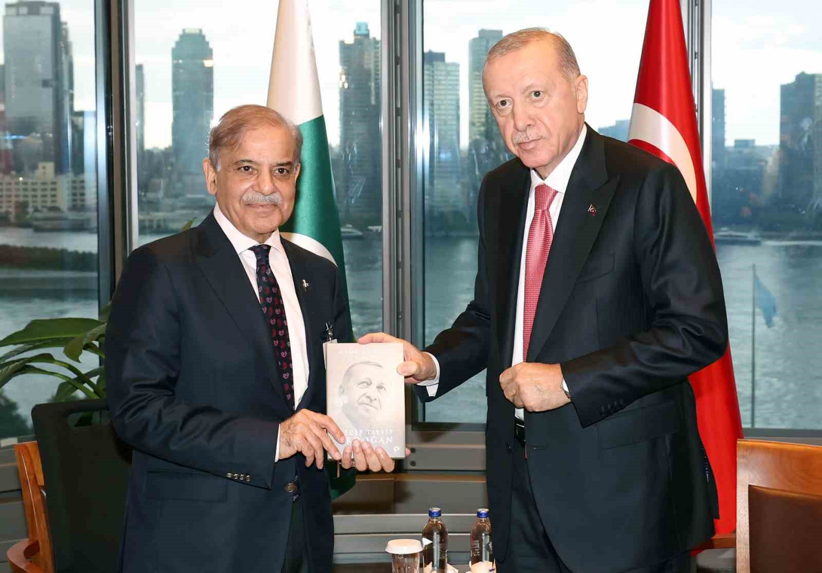 Cumhurbaşkanı Erdoğan, Pakistan Başbakanı Şerif’i kabul etti
